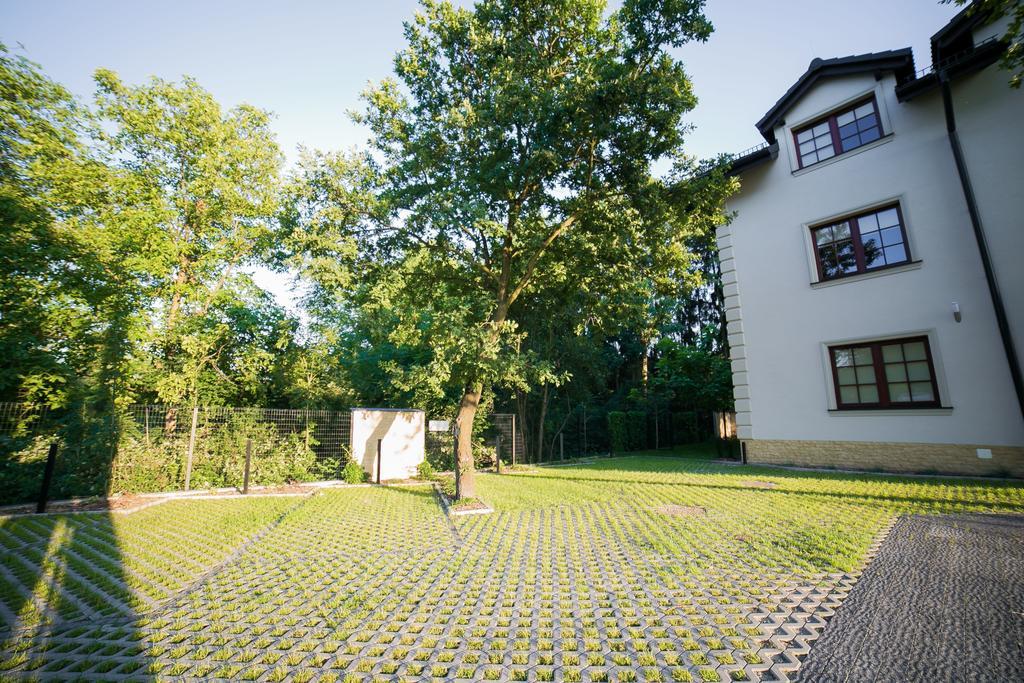 Apartament Dworki Borowego *